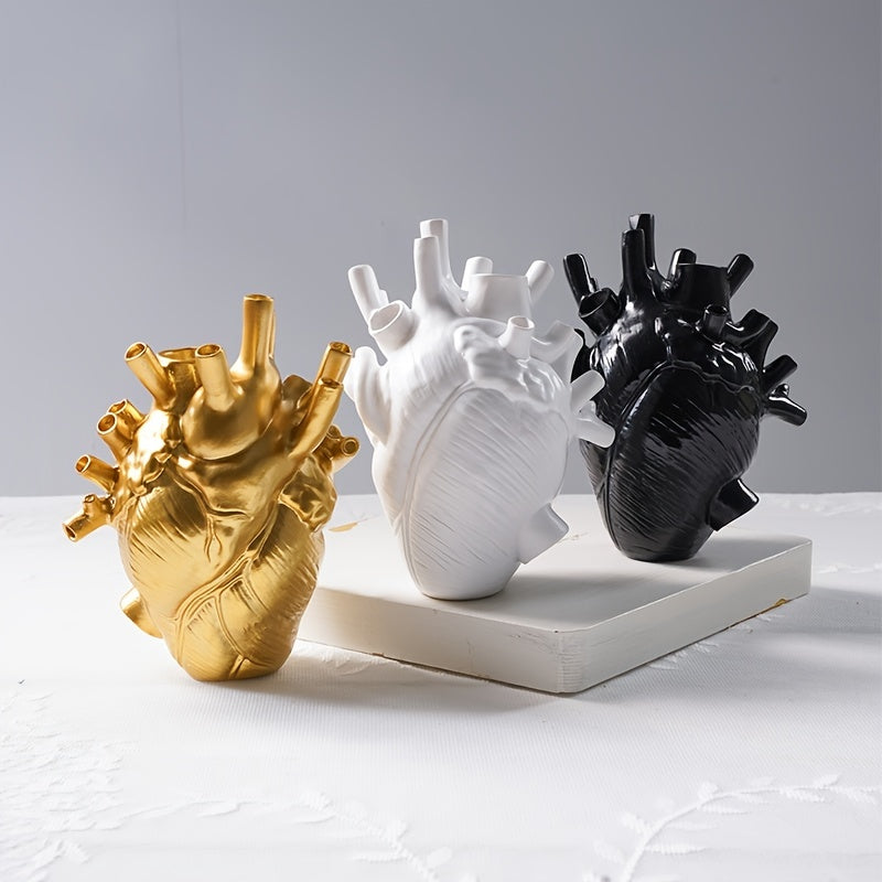 1pc Creative Heart Vase Decorative Bottle Dried Flower Container, Indoor Resin Decorative Handicraft Ornament, Halloween Thanksgiving Christmas Decor, Room Decor, Home Decor